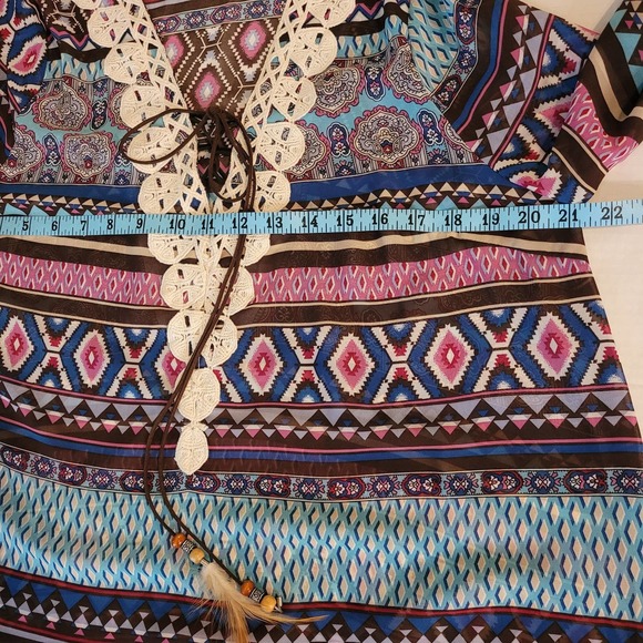 Umgee‎ Women's V-Neck Crochet Trim Paisley Stripe Tassel Popover Boho Size Large - Picture 9 of 12